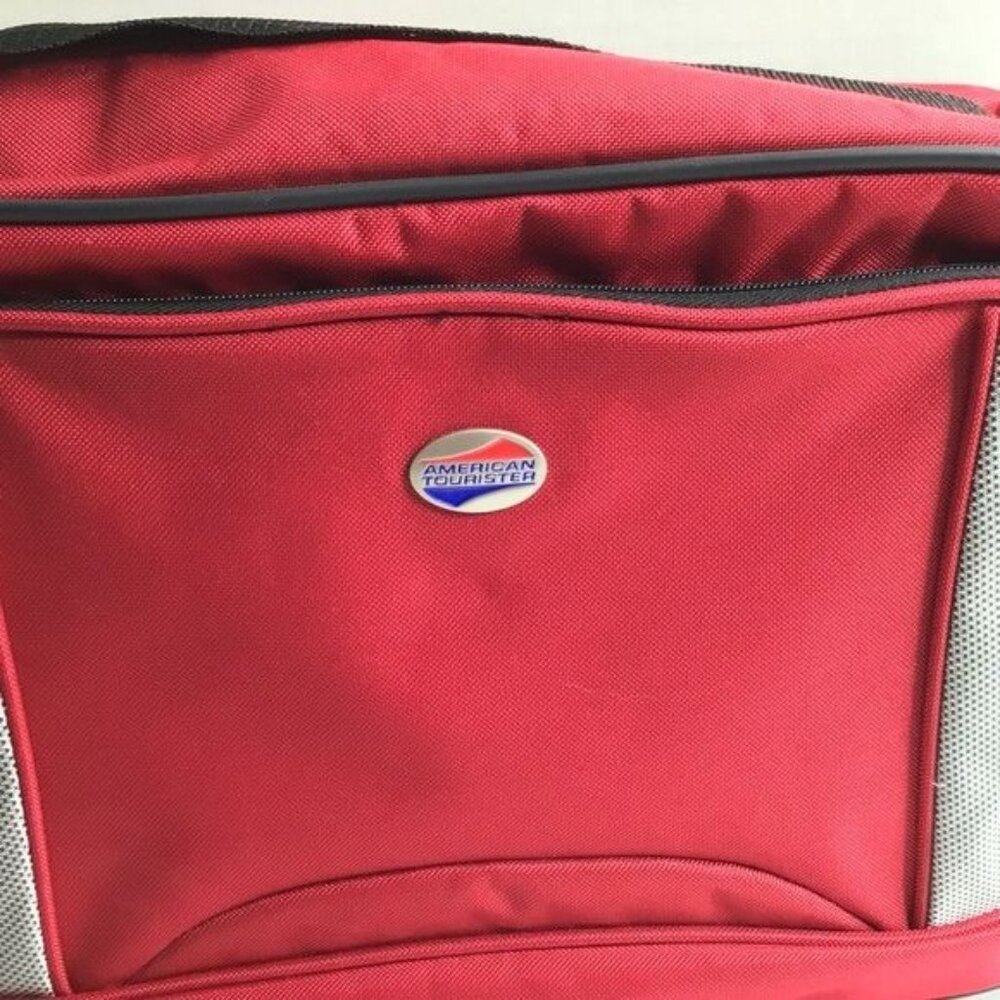 American Tourister Red Carry On Bag Shoulder Adjustable Travel Overnight Retro - Picture 3 of 12